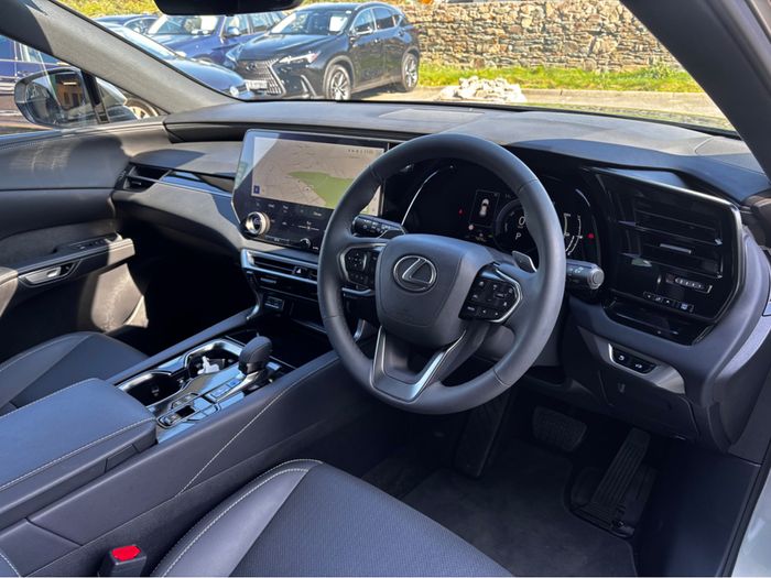 Lexus RX450H+ 2024