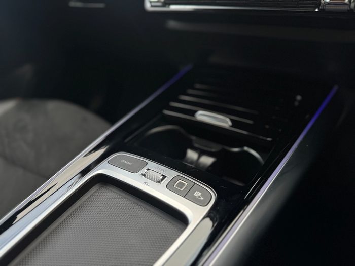 Mercedes-Benz GLA Class 2025