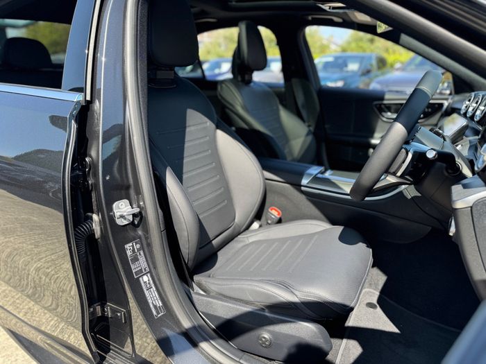 Mercedes-Benz C-Class 2025