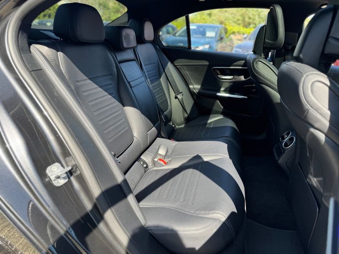 Mercedes-Benz C-Class 2025