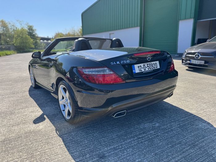 Mercedes-Benz SLK-Class 2012