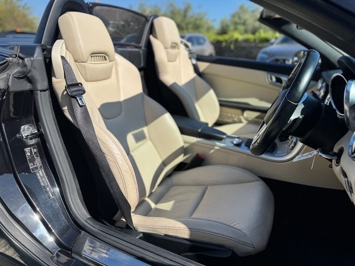 Mercedes-Benz SLK-Class 2012