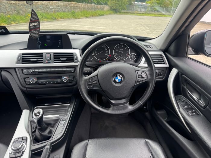 BMW 3 Series 2012
