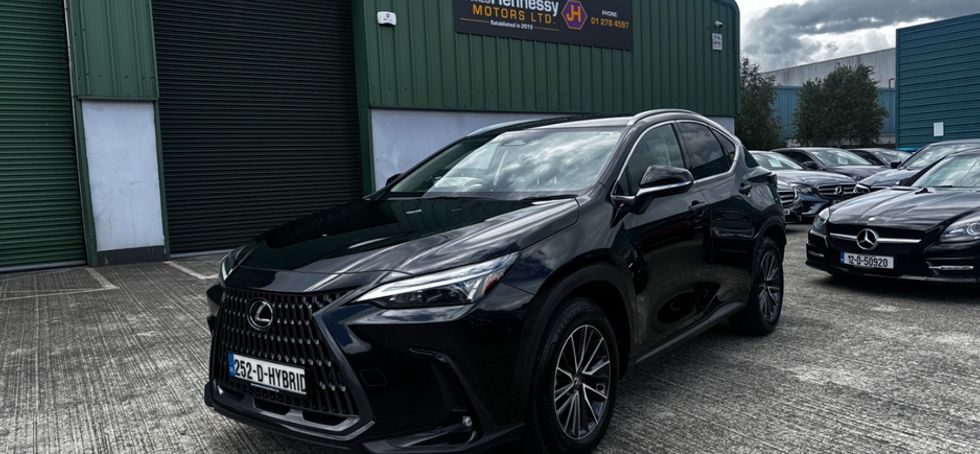 Lexus NX 450H+ 2025