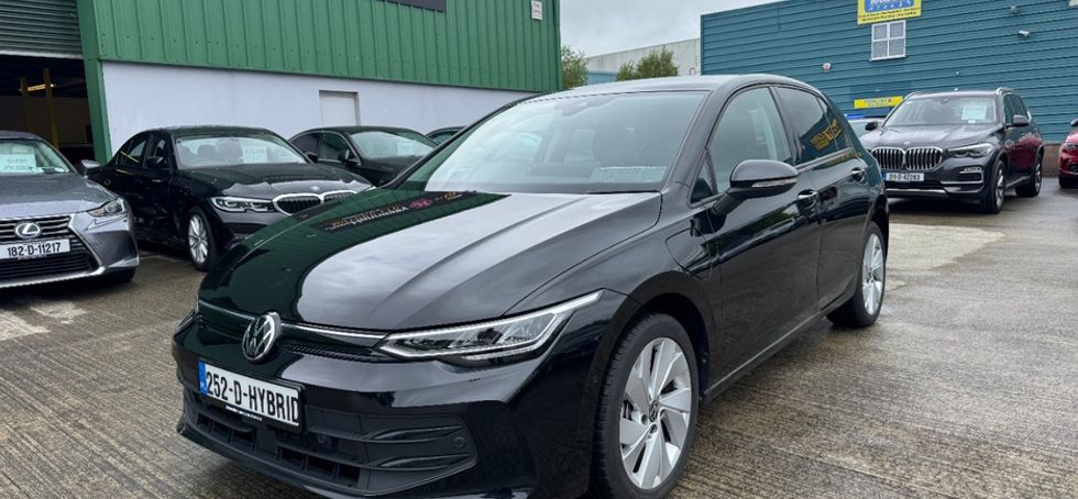 Volkswagen Golf 2025