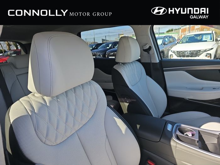 Hyundai Santa Fe 2023