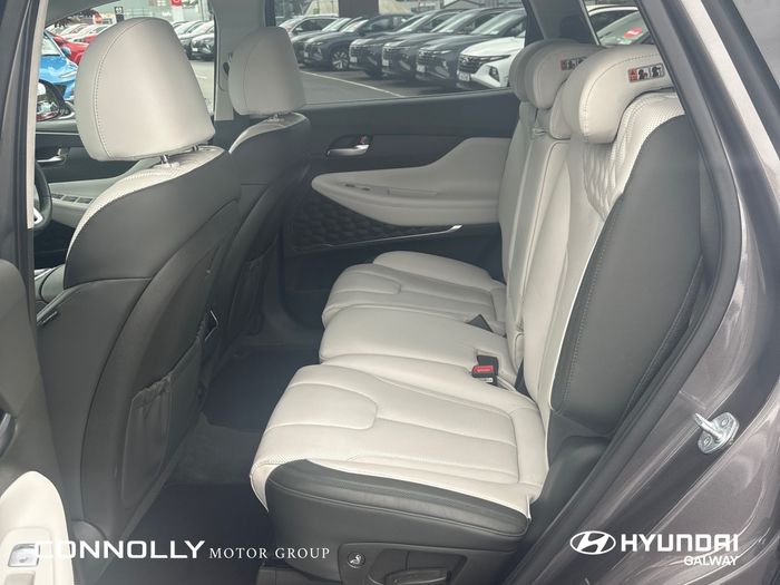 Hyundai Santa Fe 2023