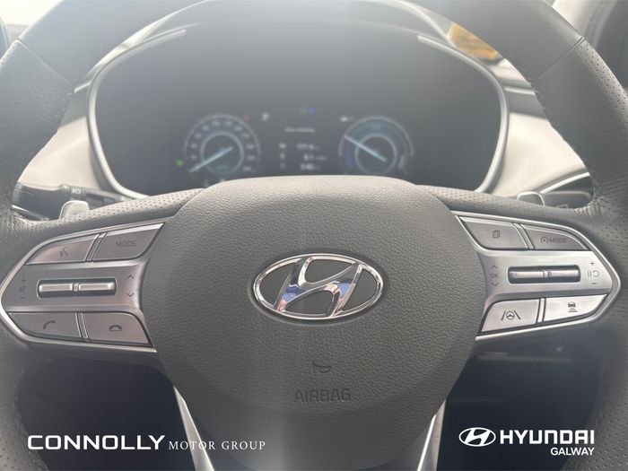 Hyundai Santa Fe 2023