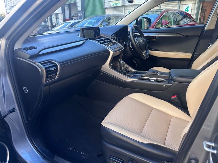 Lexus NX 2018