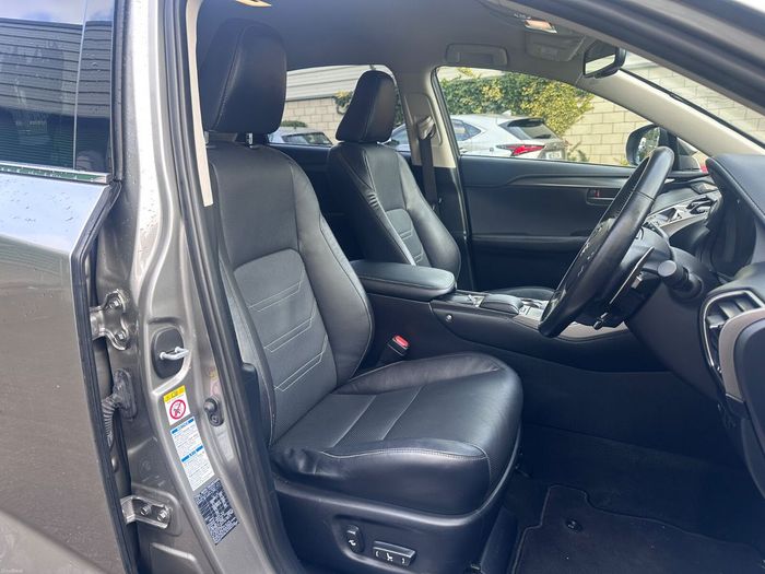 Lexus NX 2018
