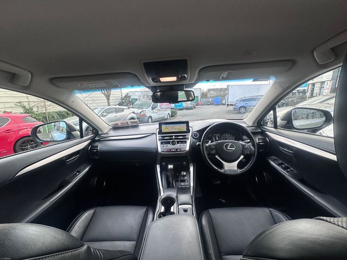 Lexus NX 2018