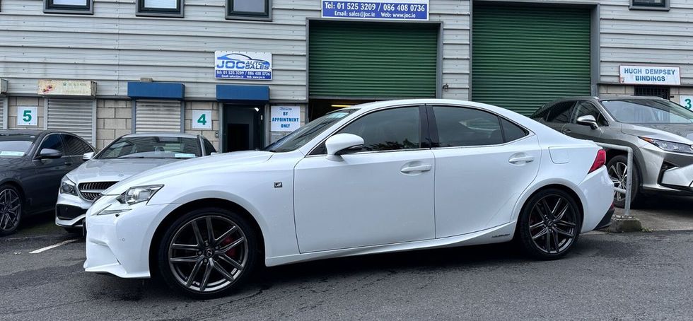 Lexus IS 2016