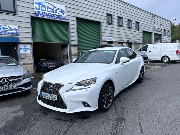 Lexus IS 2016