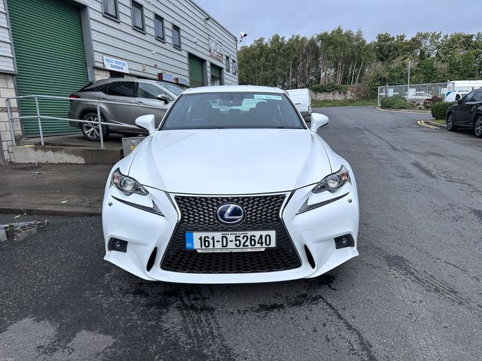 Lexus IS 2016
