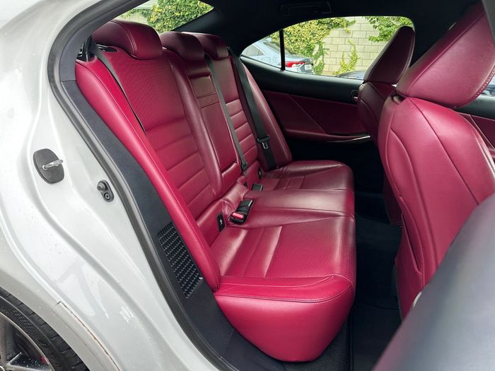 Lexus IS 2016
