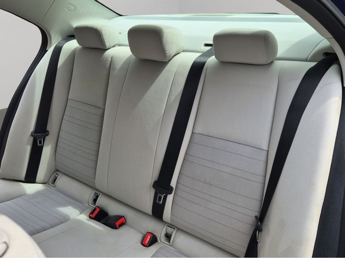 Mercedes-Benz C-Class 2016
