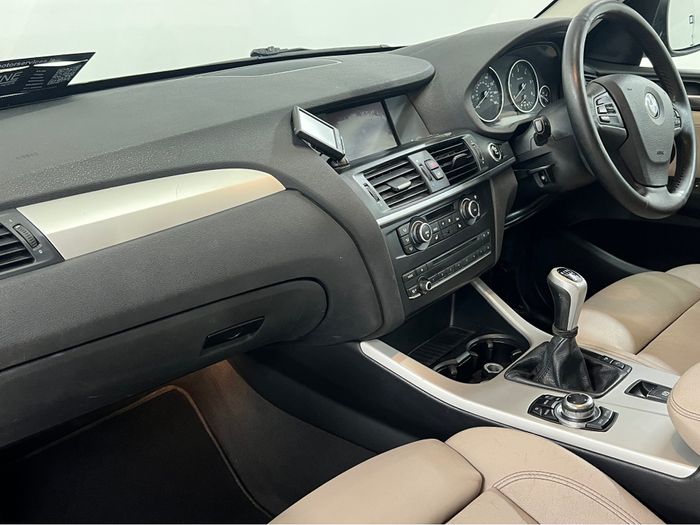 BMW X3 2011