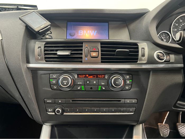 BMW X3 2011