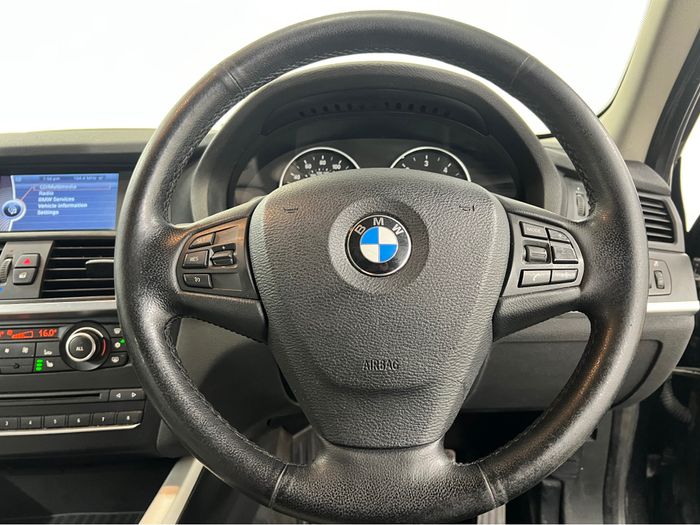 BMW X3 2011