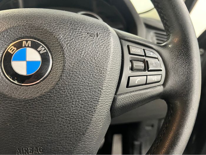 BMW X3 2011
