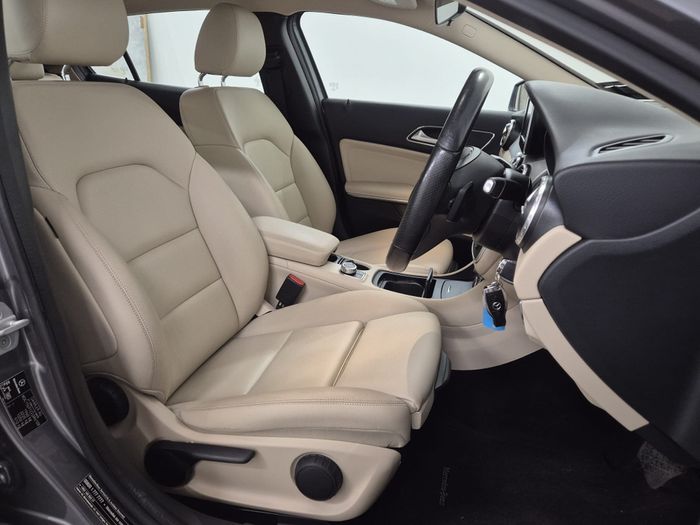 Mercedes-Benz GLA Class 2017