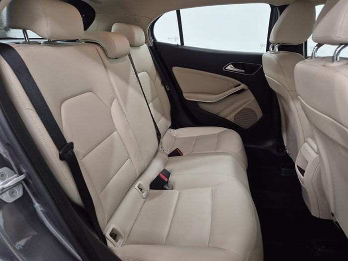 Mercedes-Benz GLA Class 2017
