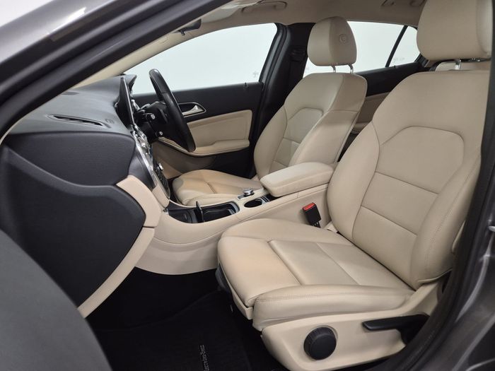 Mercedes-Benz GLA Class 2017