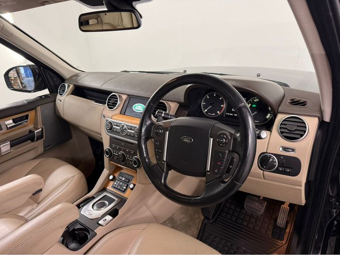 Land Rover Discovery 2014