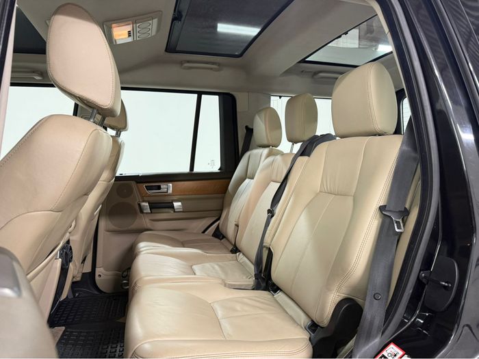 Land Rover Discovery 2014