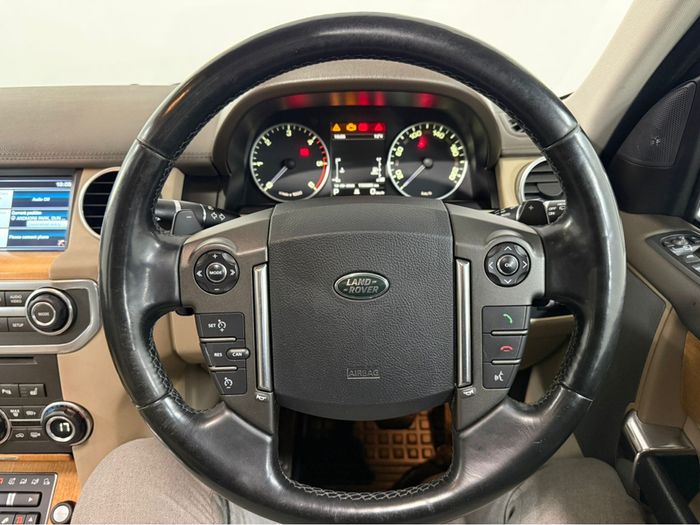 Land Rover Discovery 2014