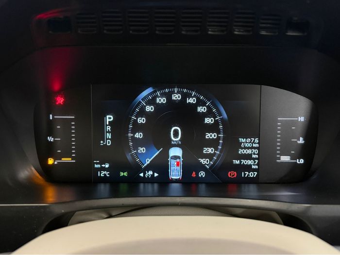 Volvo XC90 2017
