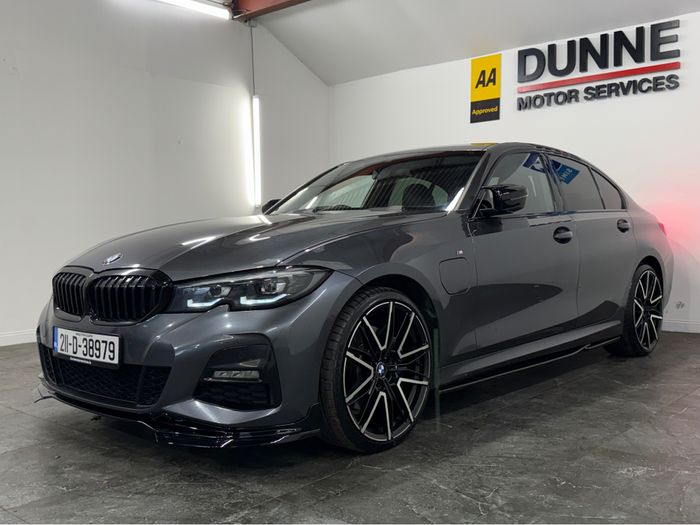BMW 3 Series 2021