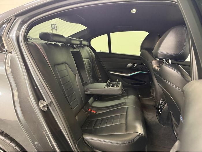 BMW 3 Series 2021