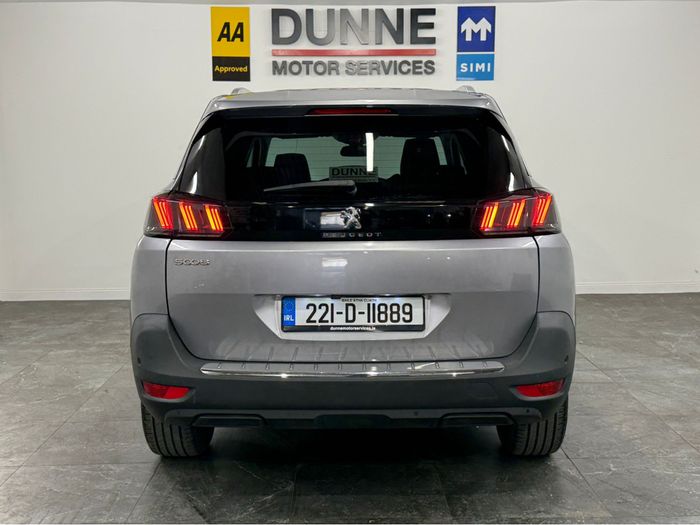 Peugeot 5008 2022