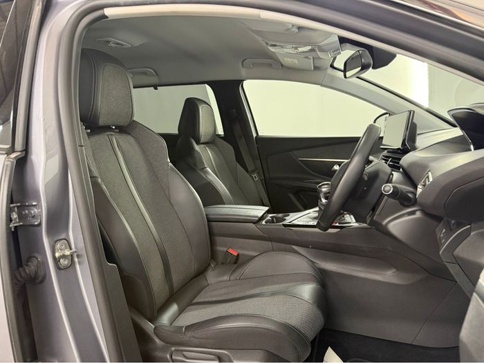 Peugeot 5008 2022