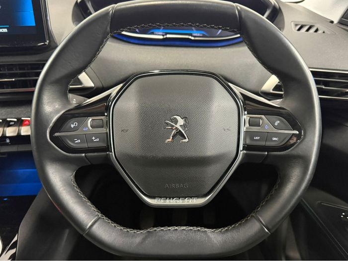 Peugeot 5008 2022