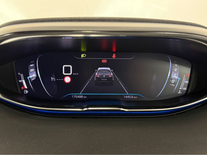 Peugeot 5008 2022