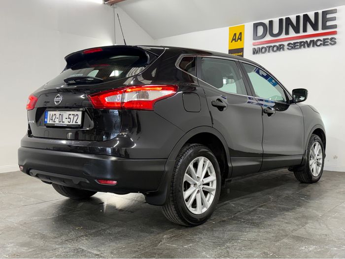 Nissan QASHQAI 2014