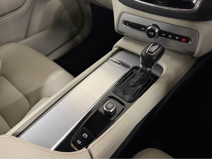 Volvo XC90 2018