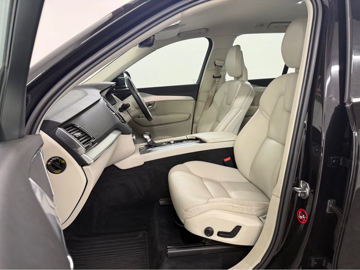 Volvo XC90 2018