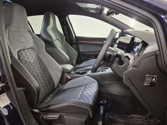 Volkswagen Golf 2022