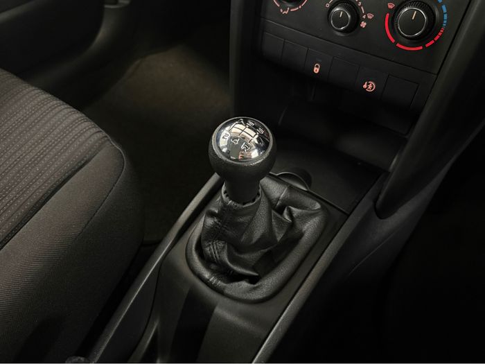 Peugeot 207 2010