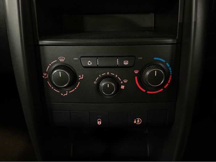 Peugeot 207 2010