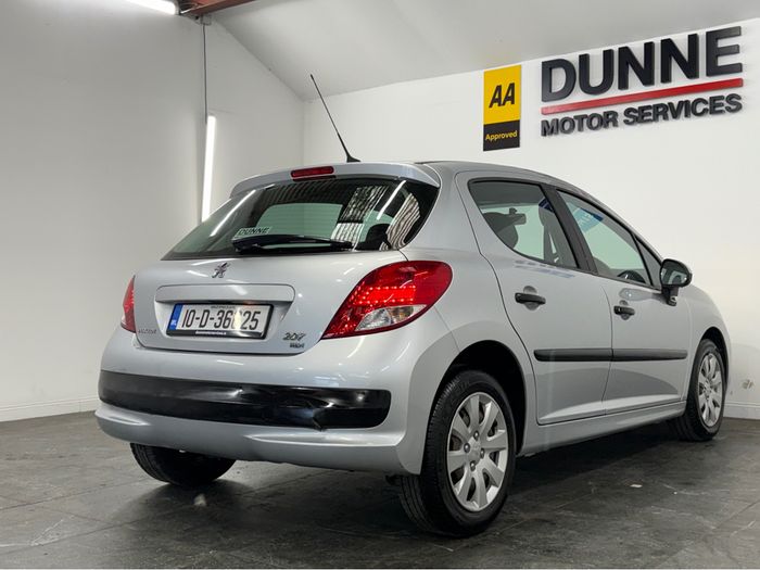 Peugeot 207 2010
