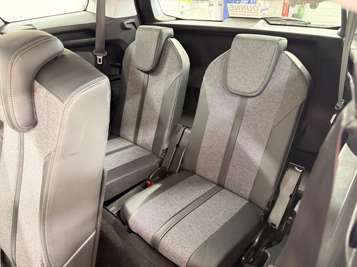 Peugeot 5008 2018
