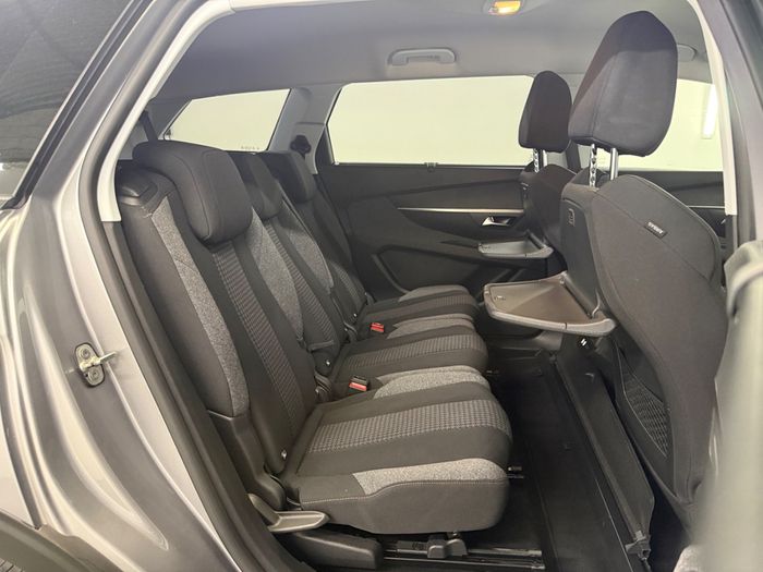 Peugeot 5008 2019