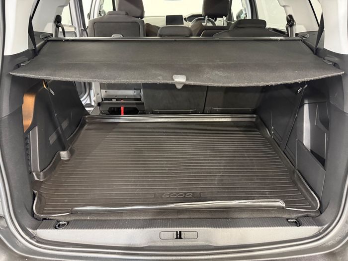 Peugeot 5008 2019