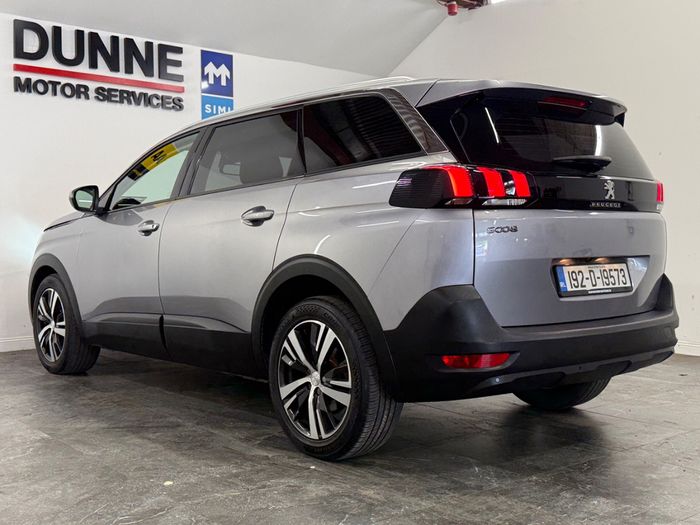Peugeot 5008 2019