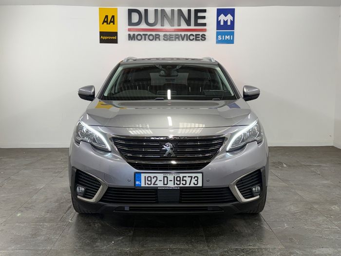 Peugeot 5008 2019