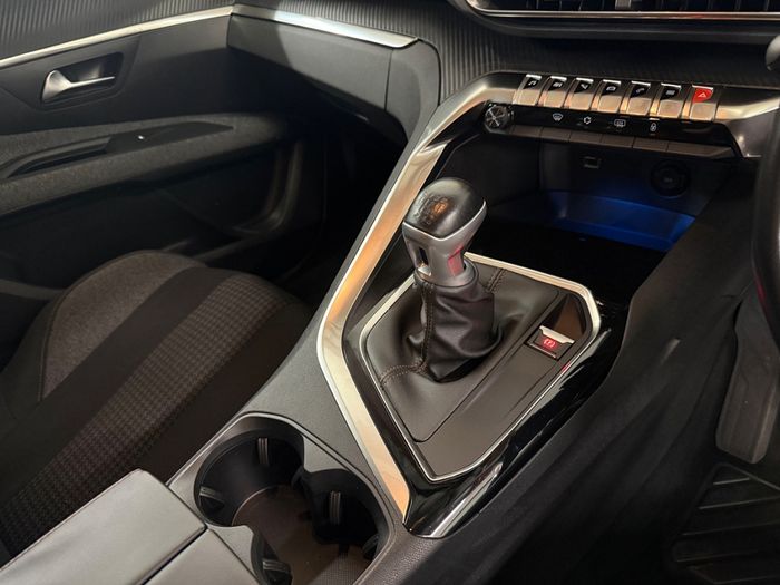 Peugeot 5008 2019